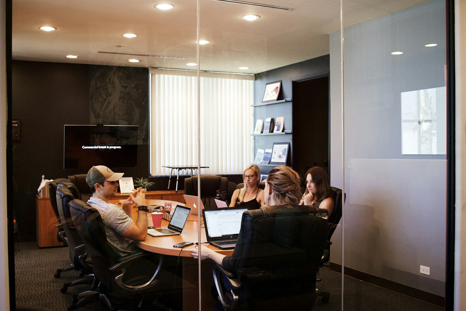 How to use email to increase event attendance