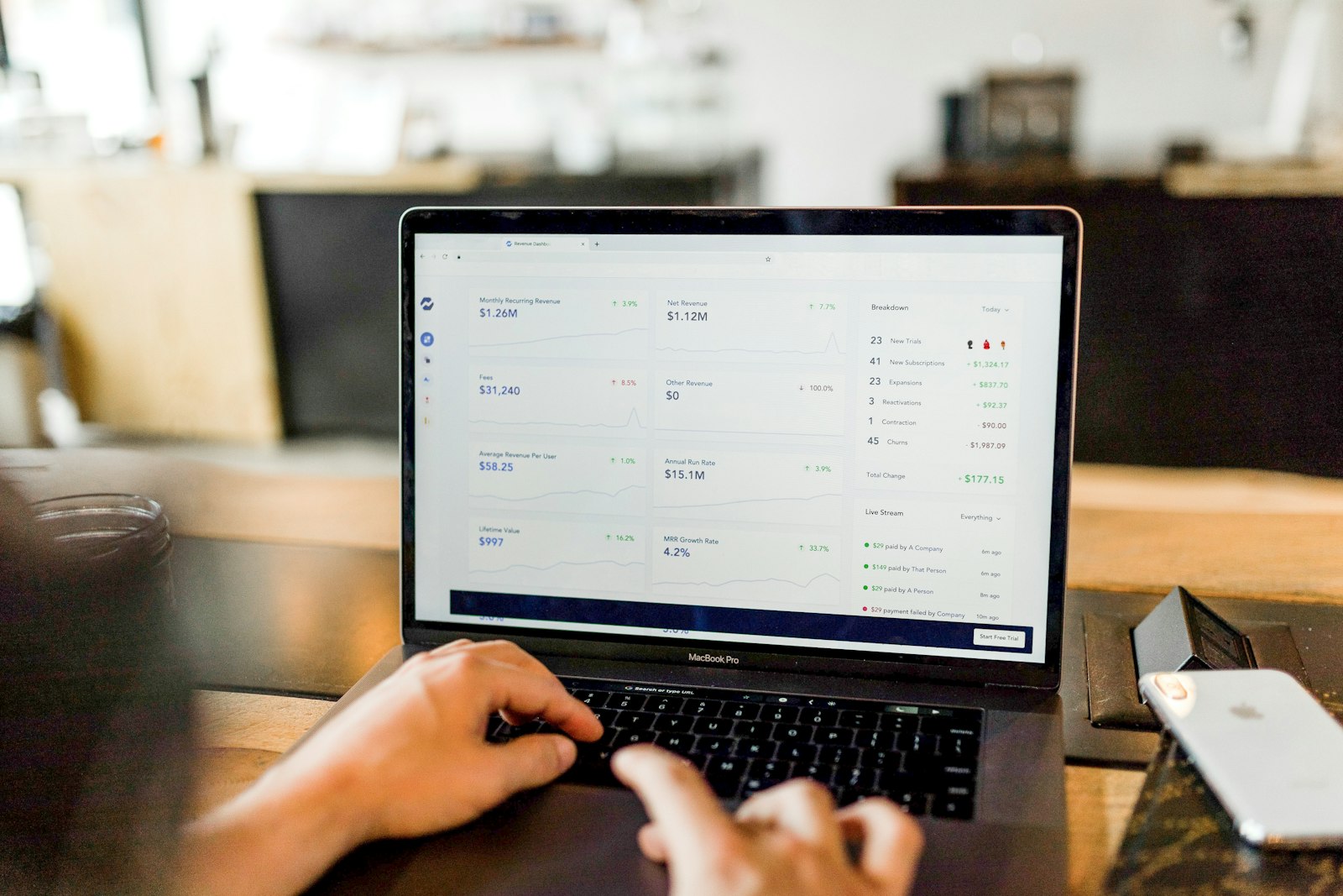 UTM Tagging vs Other Tracking Methods: A Comprehensive Comparison